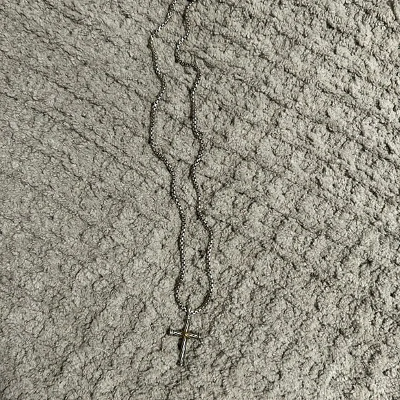 David Yurman cross necklace. - Picture 2 of 2